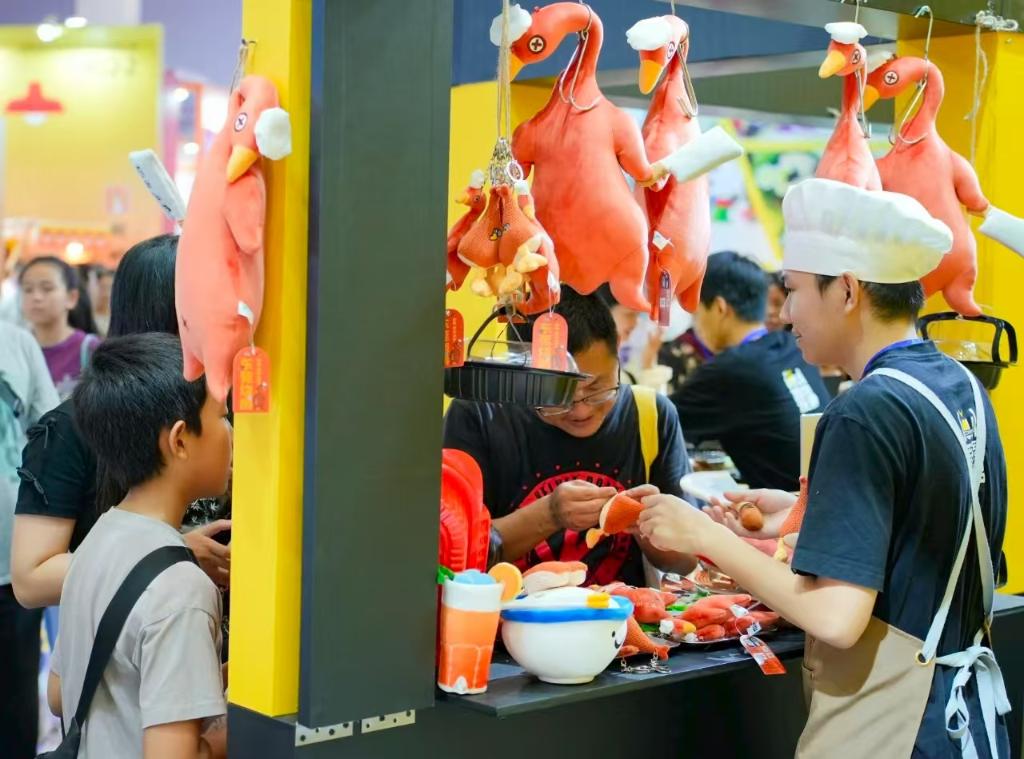 �����й�ح���������á����£�Ϊ��չע����ů����